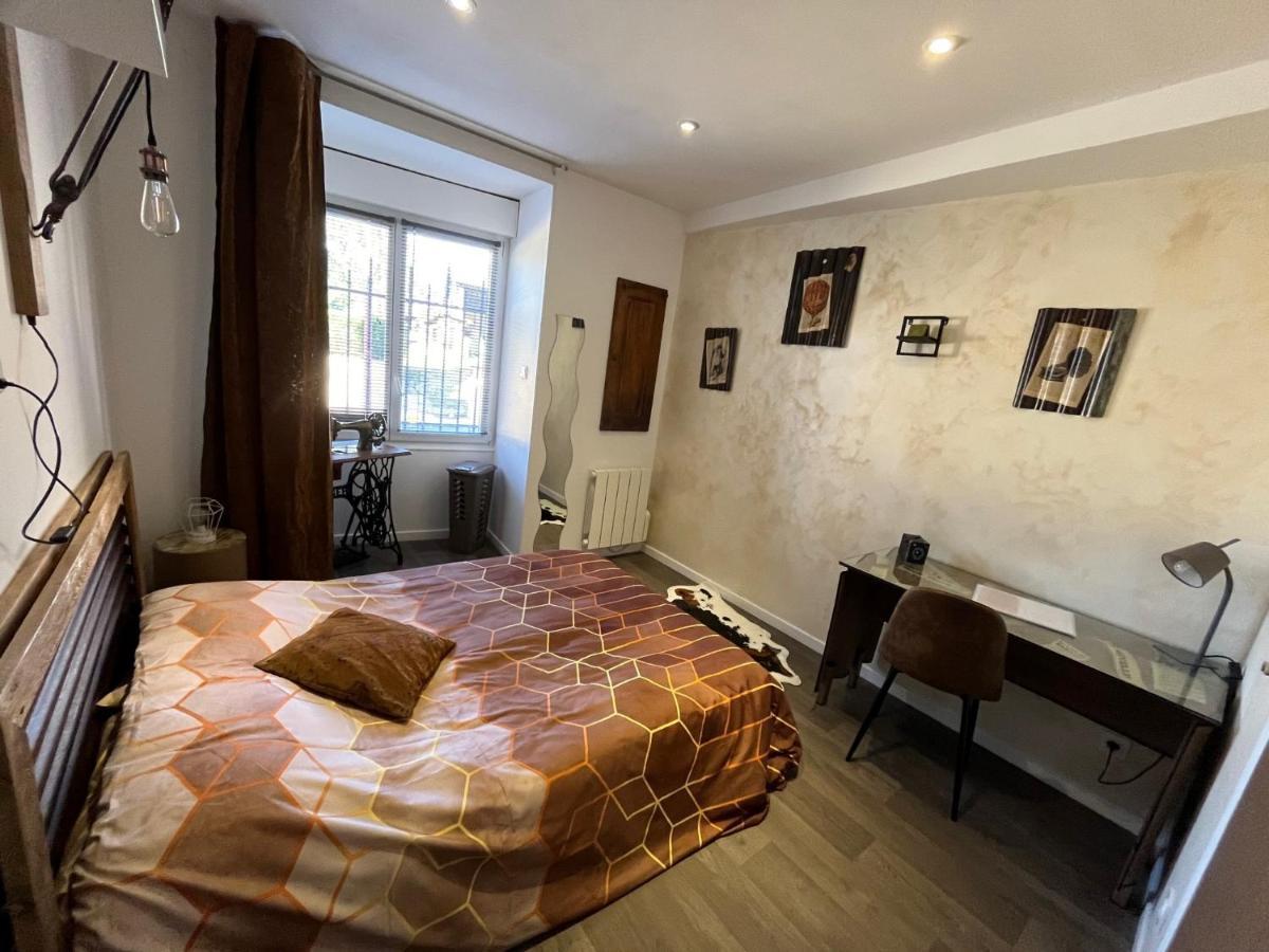 Chambres D'Hotes A La Forge Du Coglais La Selle-en-Cogles Dış mekan fotoğraf