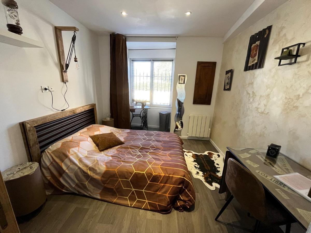 Chambres D'Hotes A La Forge Du Coglais La Selle-en-Cogles Dış mekan fotoğraf